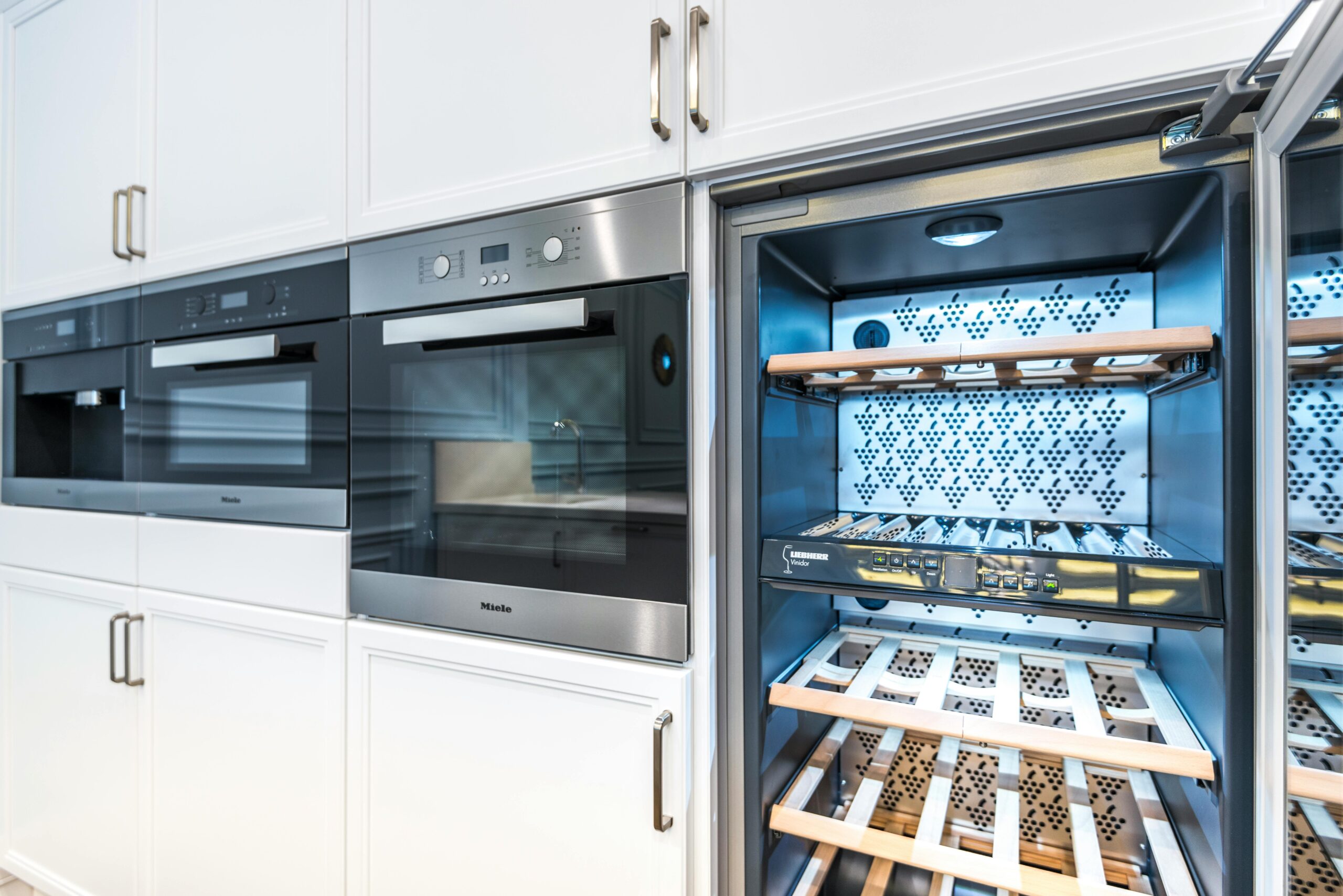 Vegas_Kitchen_Makeovers_bespoke_kitchens_near_me_Las_Vegas